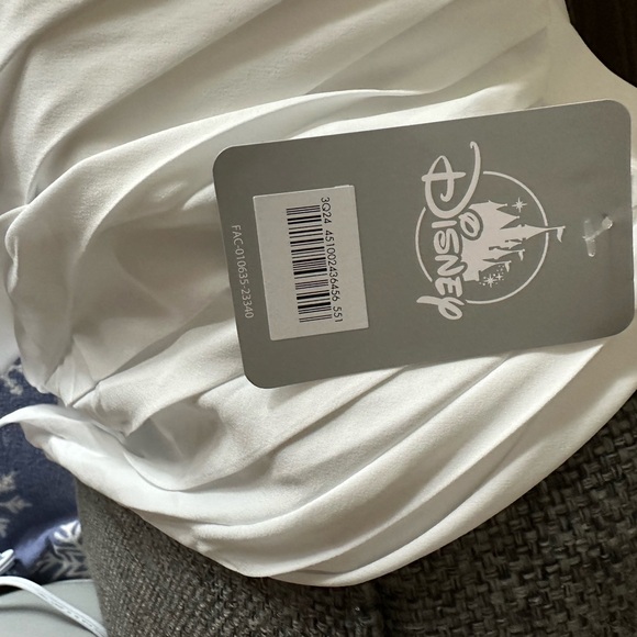 NWT Disney Fantasyland castle skort - Picture 3 of 7